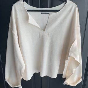 White Urban Outfitters Cropped Knitted Sweater